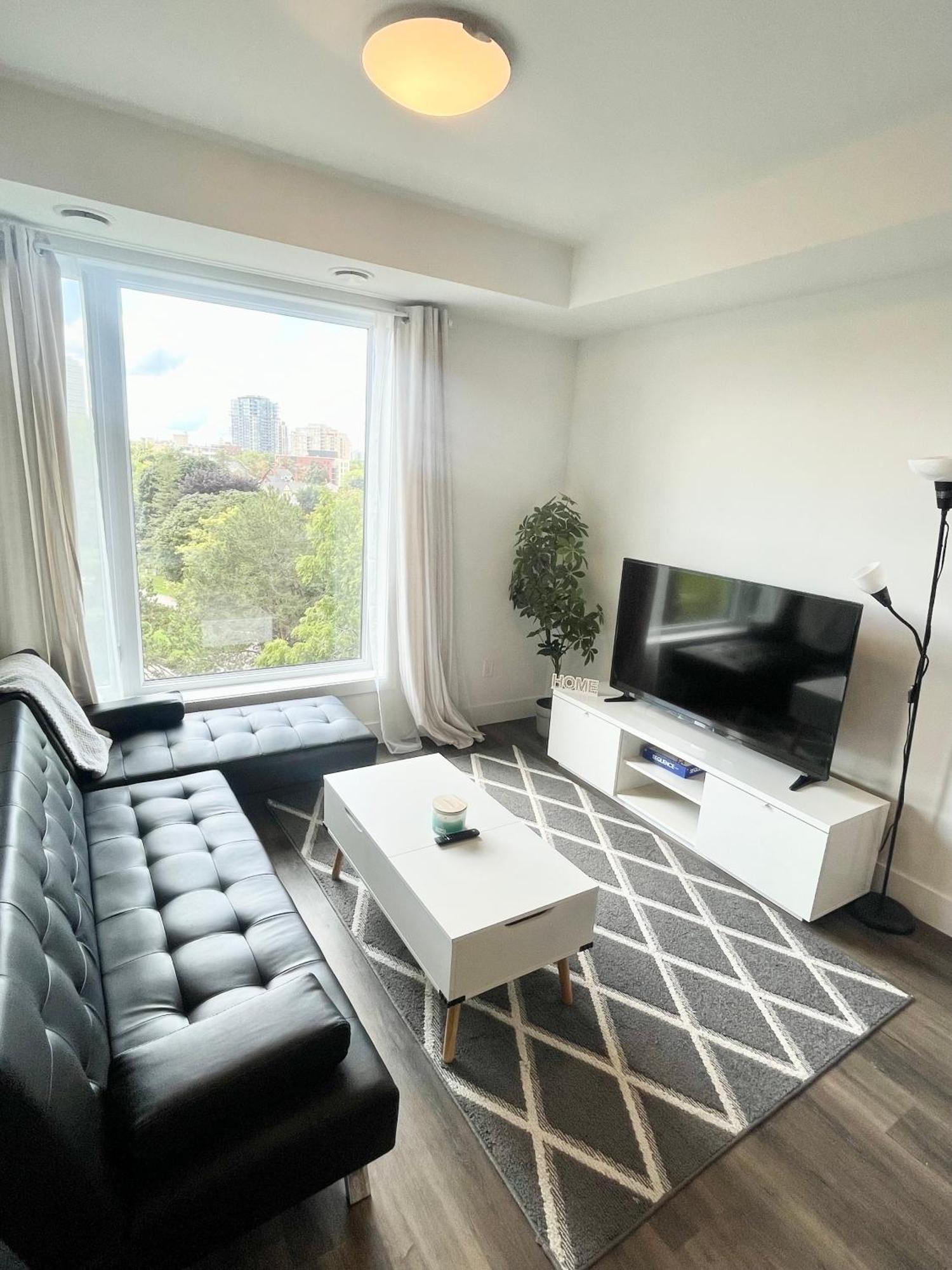 Modern Queen Room-private Bathroom Homestay Waterloo